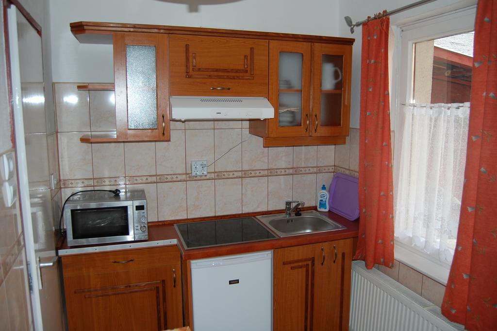 Zach Klara Utcai Apartman Visegrad Luaran gambar