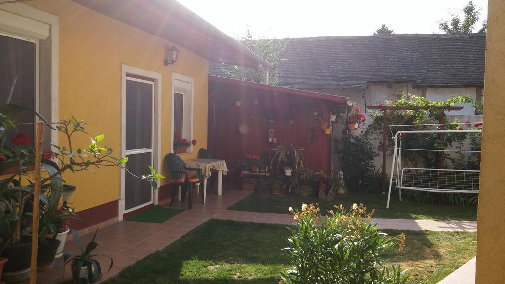 Zach Klara Utcai Apartman Visegrad Luaran gambar