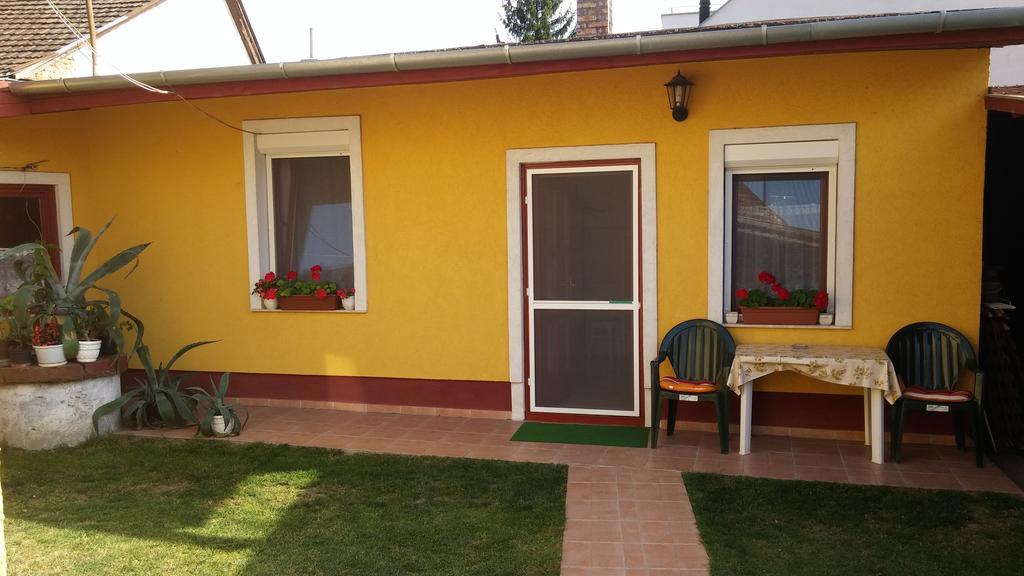 Zach Klara Utcai Apartman Visegrad Luaran gambar