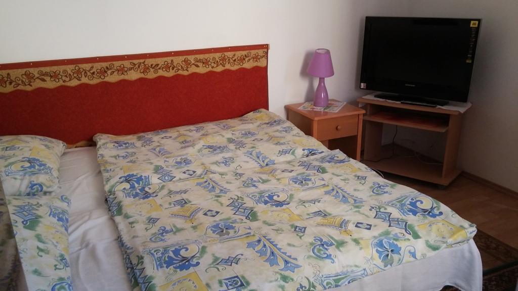 Zach Klara Utcai Apartman Visegrad Luaran gambar